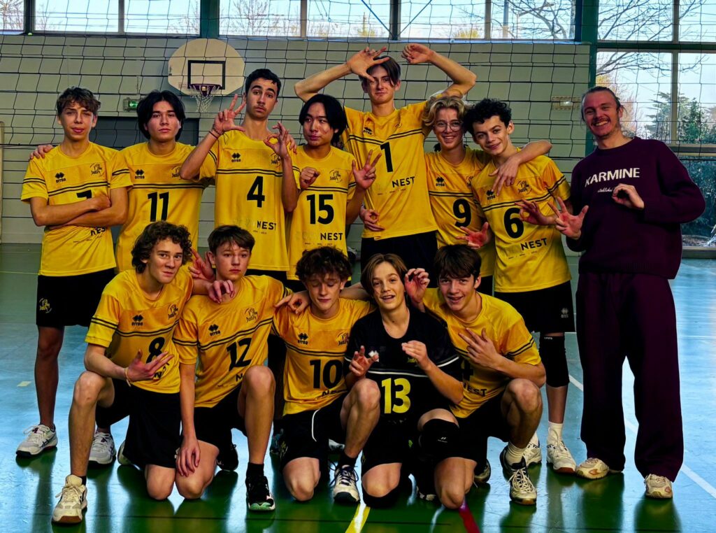 M18 GARCONS DARDILLY VOLLEY